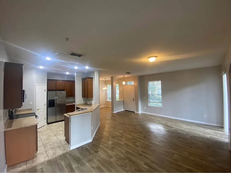 811 Ashworth Overlook Dr #811 — Photo 6