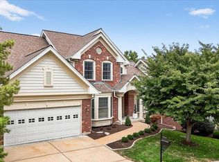 9 Picardy Hill Dr, Chesterfield, MO 63017