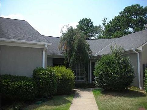 1st image of 14 Thornbury #14