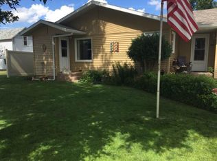 200 Summit St, Underwood, ND 58576