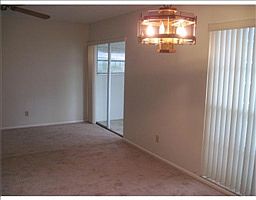 5th image of 2742 Sherbrooke Ln APT C