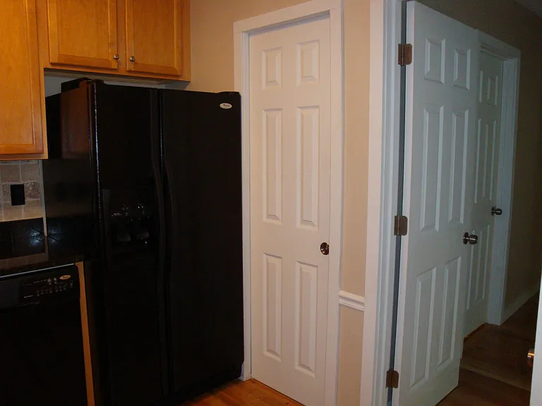 174 Talmadge St #12 — Photo 9
