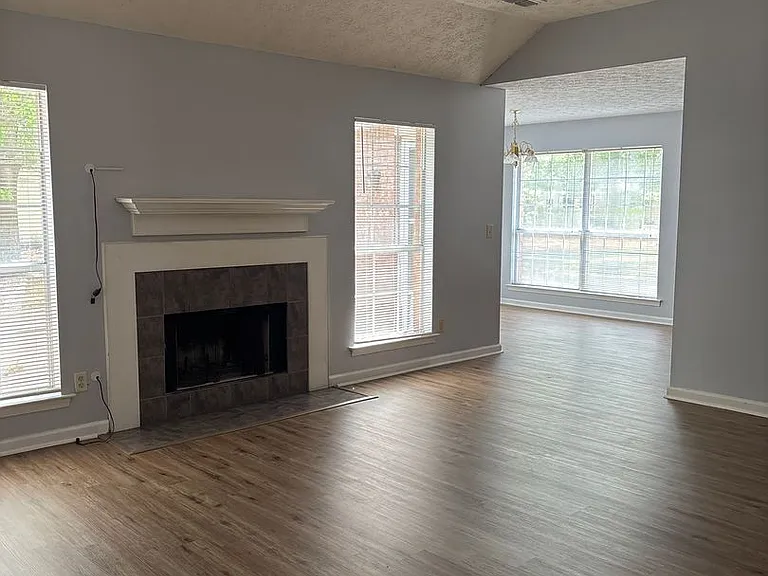 6532 Juniper Tree Ln — Photo 25