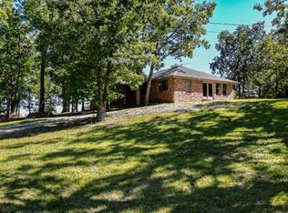 2682 Limestone Dr, Mountain Grove, MO 65711