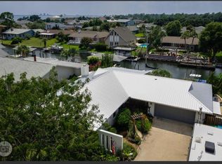1119 Harbor Ln, Gulf Breeze, FL 32563