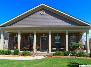 2615 Mountain Stream Way SE, Owens Cross Roads, AL 35763