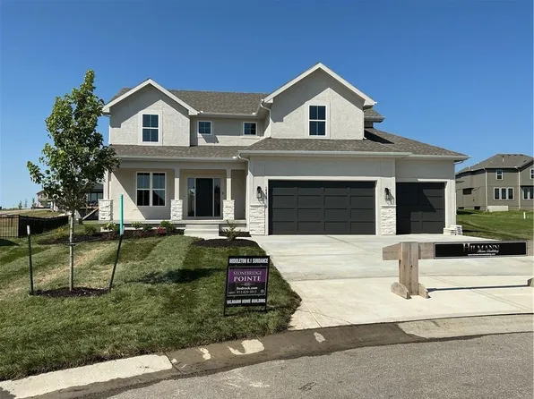 16432 S Penrose Ln, Olathe, KS 66062