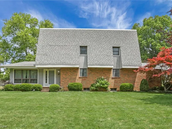 2351 Scenic Dr NE, Lancaster, OH 43130