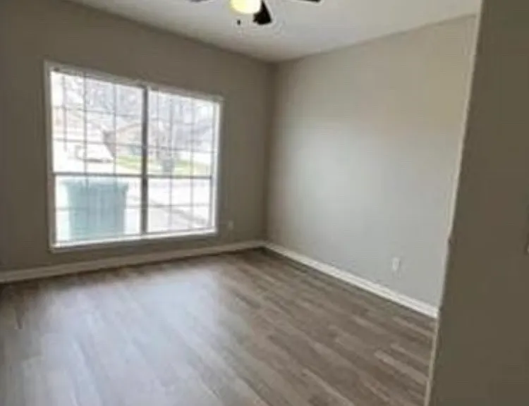 4320 Maggie St #B — Photo 2