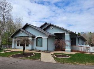 W8200 Peach Rd, Shawano, WI 54166