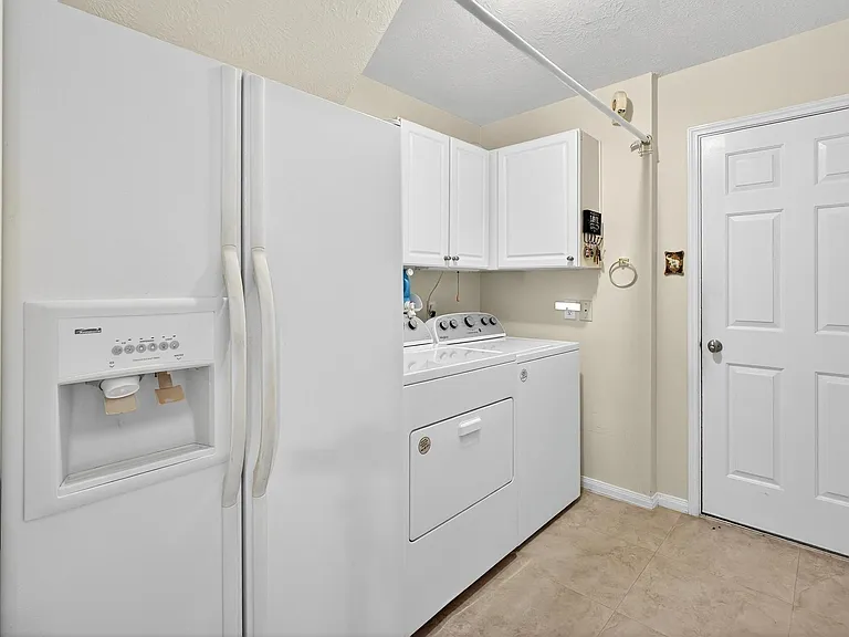 18502 Berry Leaf Ct — Photo 19