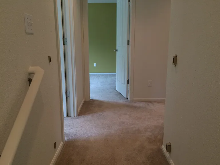 9946 NW Taylor St — Photo 11