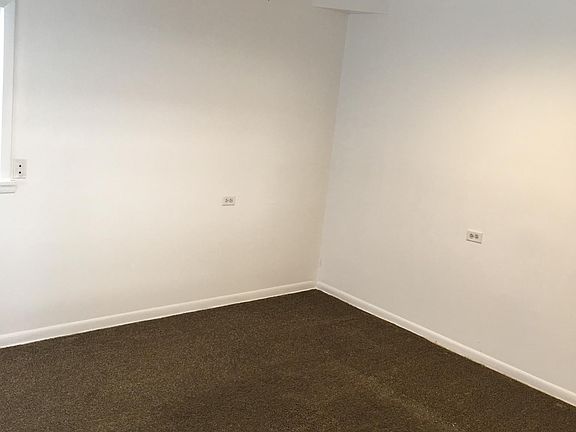 4th image of 14905 Sacramento Ave