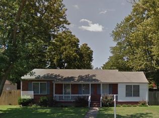 39 Harwood Ave, Hampton, VA 23664