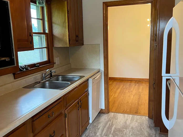 626 Margot Ave — Photo 15