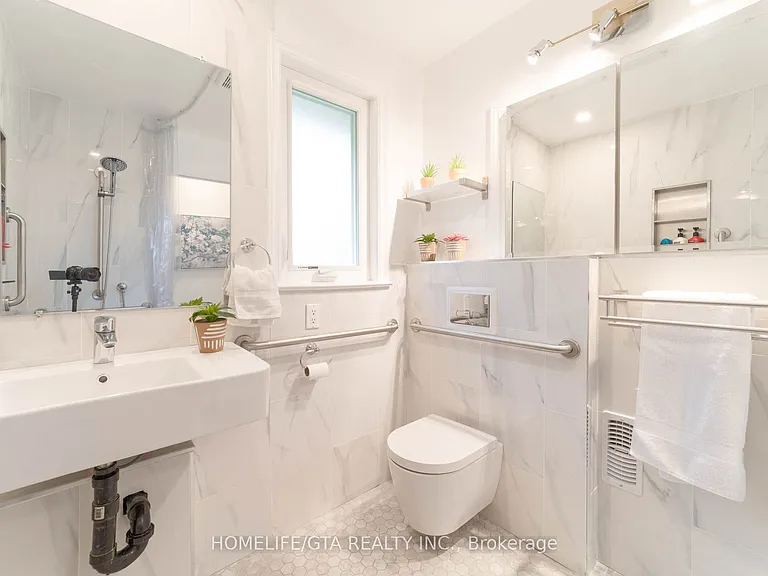 8 Laxford Ave — Photo 13