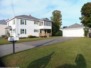 36 Monument St, Winslow, ME 04901