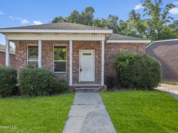 2948 Magnolia Dr, Gulfport, MS 39507