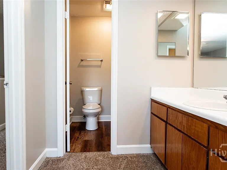 290 Appleby Dr #252 — Photo 16