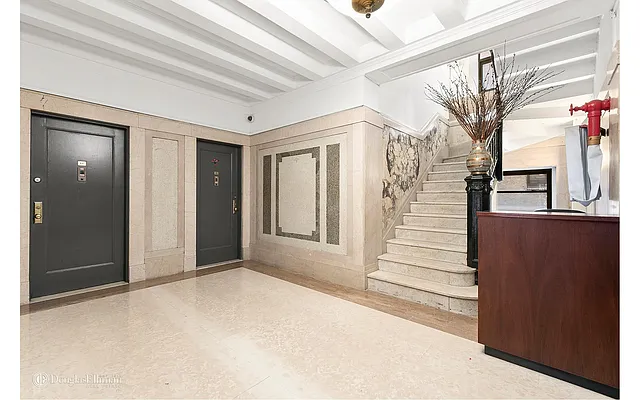 Sold by Douglas Elliman | media 18