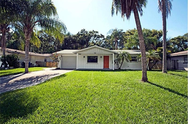 1st image of 546 Vine Ave