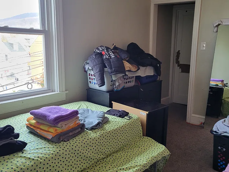 510 Maple St — Photo 12