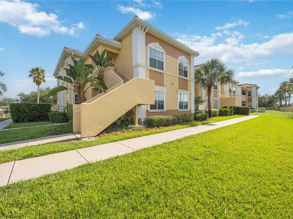1195 Villagio Cir Unit 208, Sarasota, FL 34237