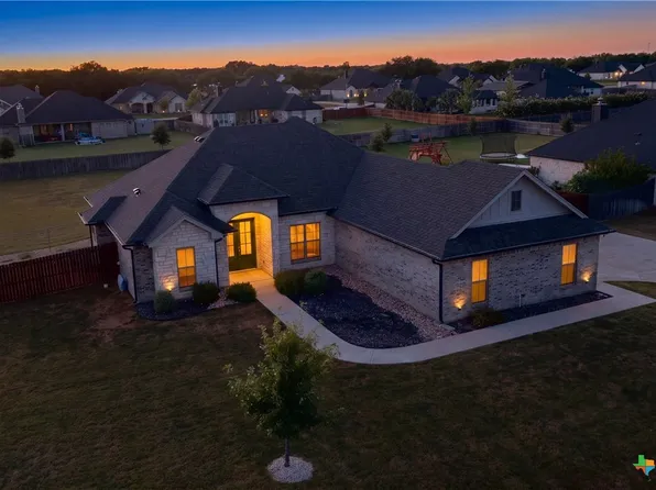 211 Sand Flat Ln, Temple, TX 76502