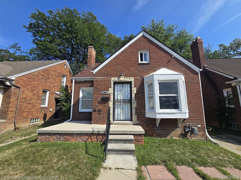 1st image of 10742 Balfour Rd