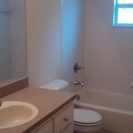 5th image of 3281 SE 142nd Pl