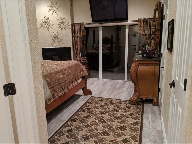 1130 Garrett Estates Ln #1130 — Photo 4