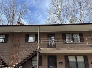 372B N Cherry St #1, Kernersville, NC 27284