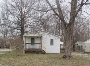 5374 Globe Ave, Lorain, OH 44055