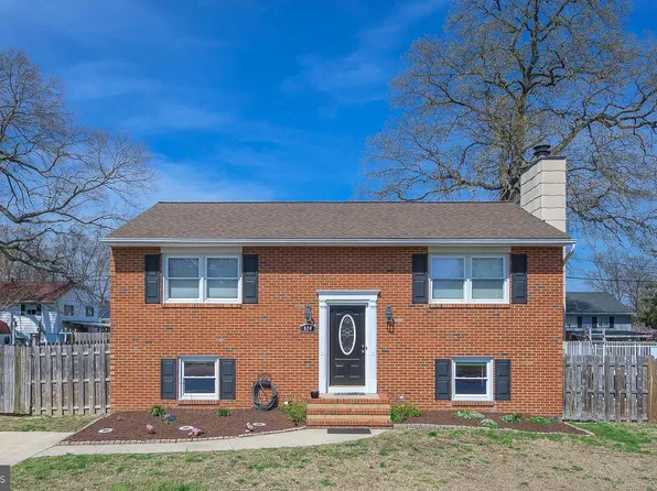 804 221st St, Pasadena, MD 21122