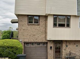 2931 Jenny Pl, Philadelphia, PA 19136