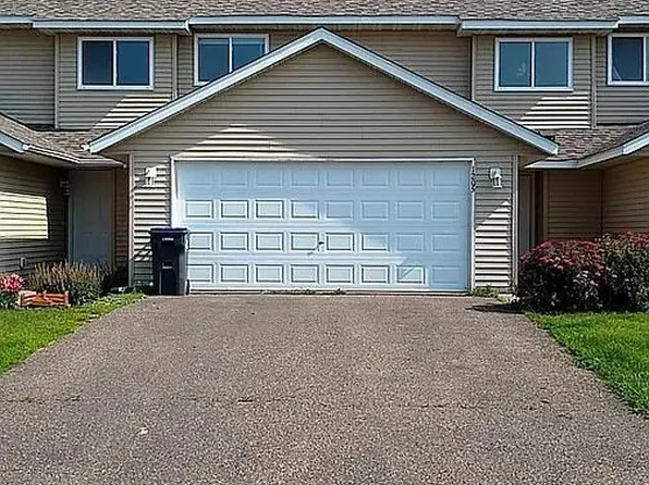 1205 W 9th St, New Richmond, WI 54017