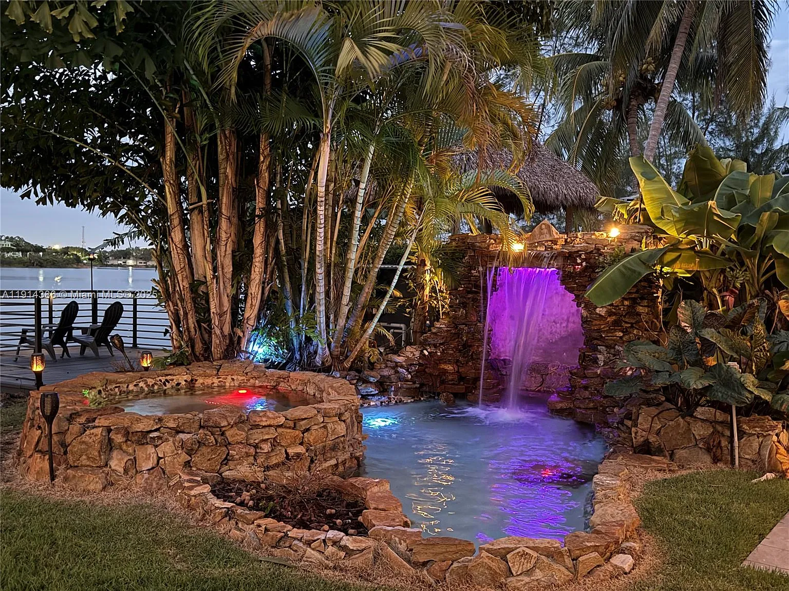 Marina Lakes — Photo 2