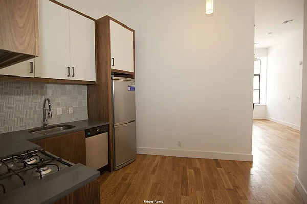 Rented by Fiddler Realty | media 15