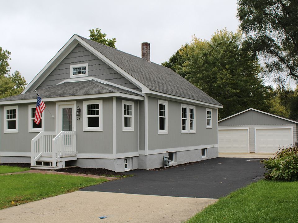 271 Triggs Ave Elgin, IL 60123