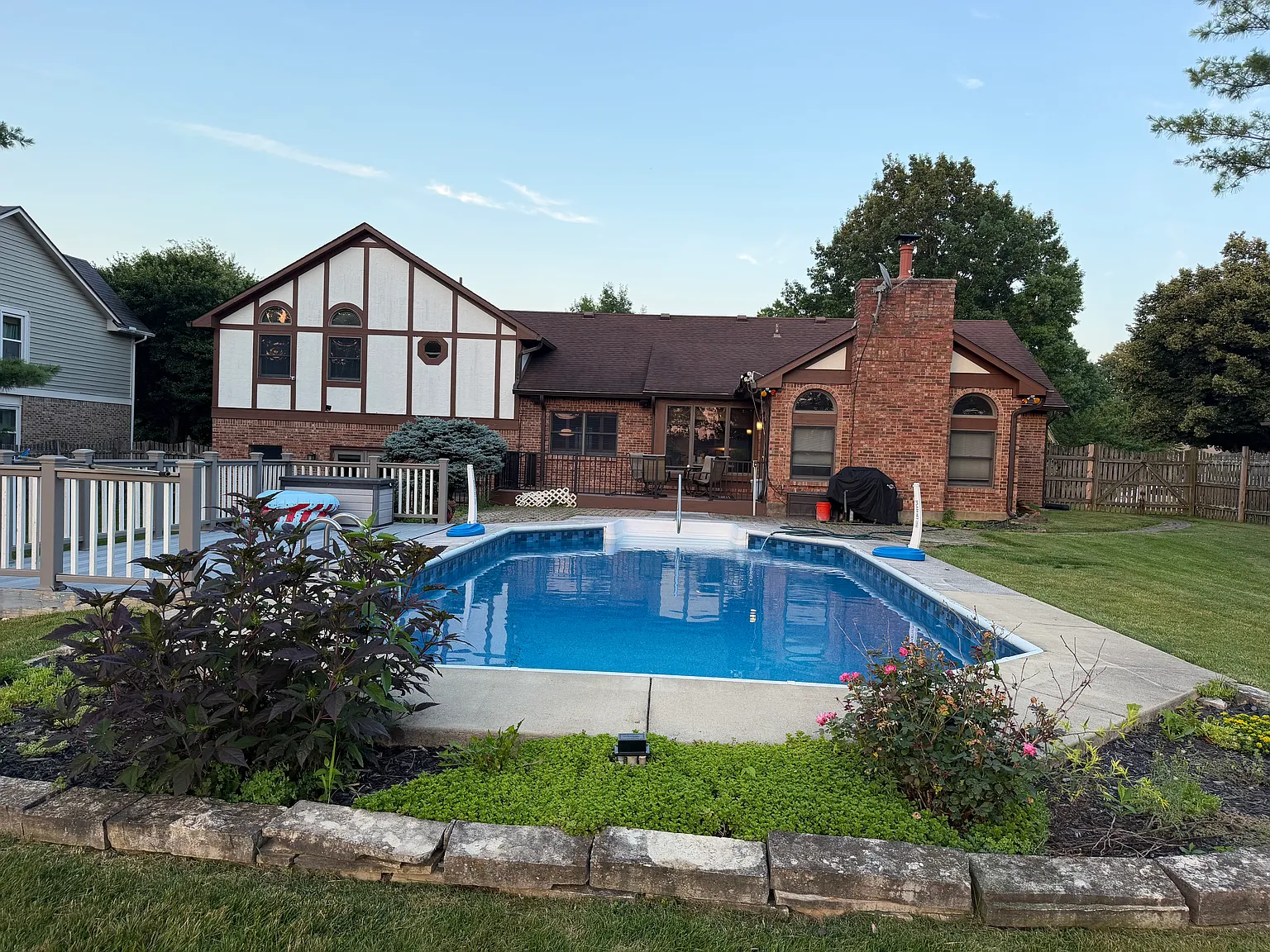 4 bed, 3.5 bath, 2971 sqft, $3,500 — Photo 2