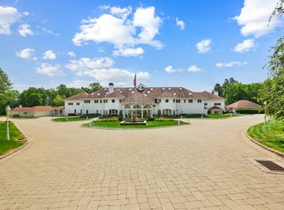 50 Poplar Hill Dr, Farmington, CT 06032