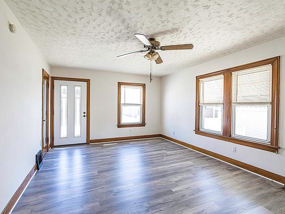 3rd image of 1448 W 31st St