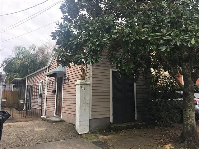 1st image of 931 Aline St