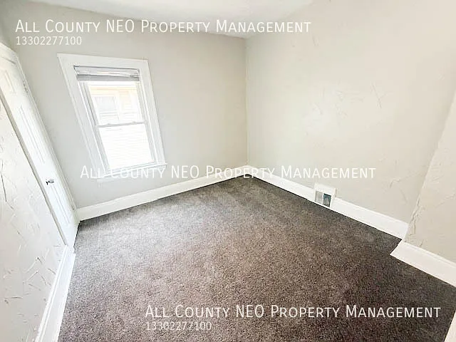12114 Soika Ave #UP — Photo 15