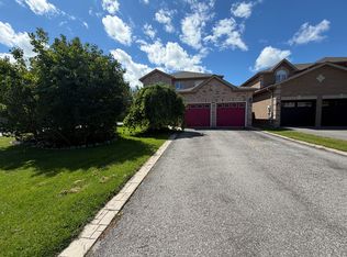 1 Buman Ct, Barrie, ON L4N 0L3