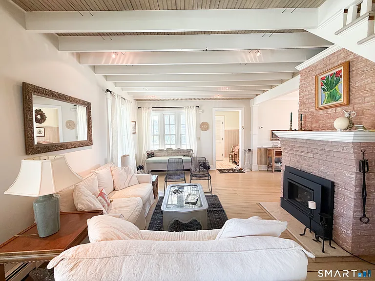 280 1st Ave — Photo 15