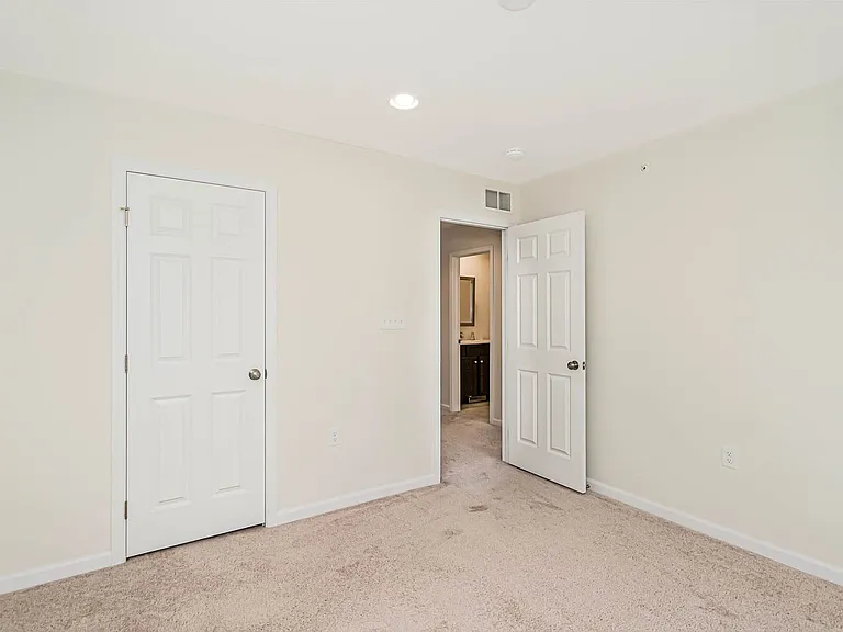 542 Rayburn Ct — Photo 19