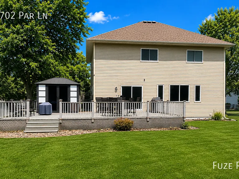 1702 Par Ln — Photo 49