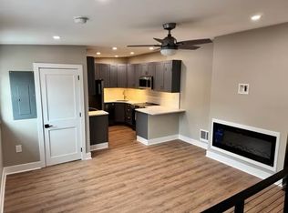 1201 N 26th St FLOOR 3, Philadelphia, PA 19121