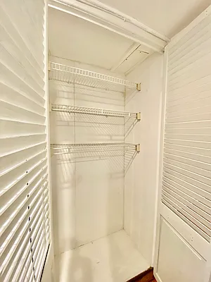 Rented by CMV Realty Inc. | media 28